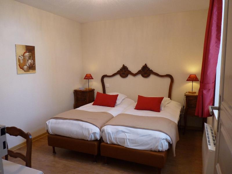 Logis Hotel Notre-Dame De Bonne Fontaine Danne-et-Quatre-Vents Buitenkant foto