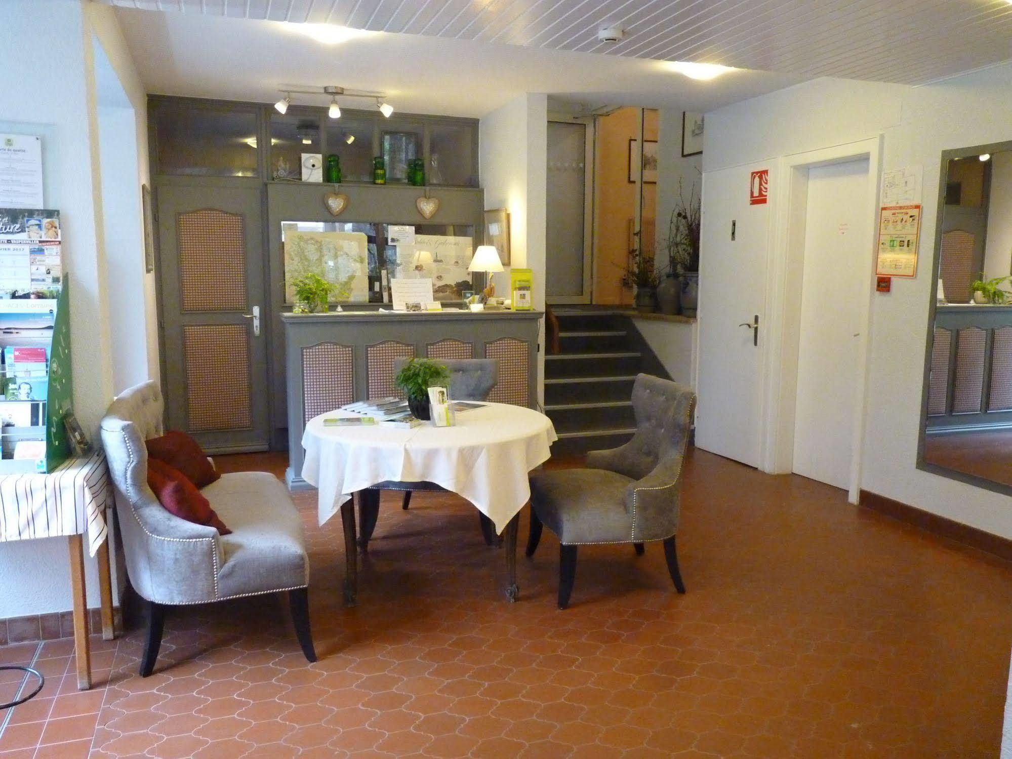 Logis Hotel Notre-Dame De Bonne Fontaine Danne-et-Quatre-Vents Buitenkant foto