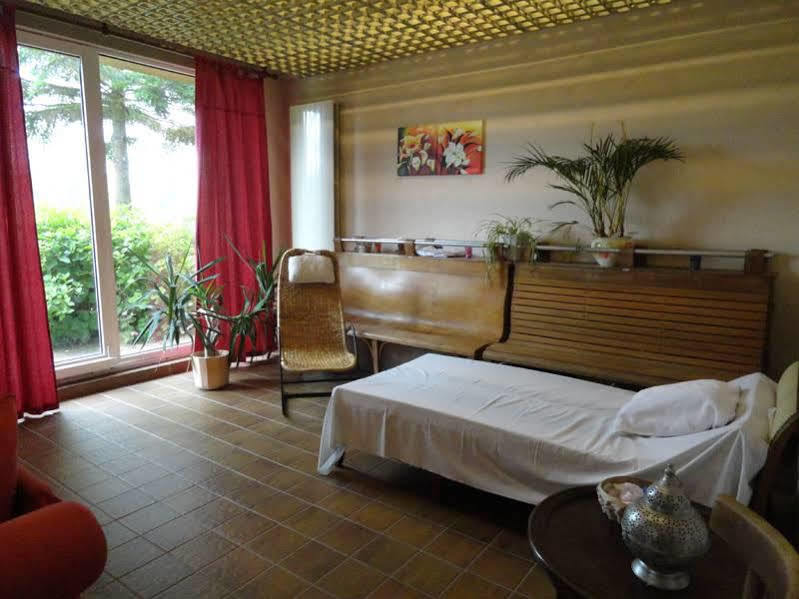 Logis Hotel Notre-Dame De Bonne Fontaine Danne-et-Quatre-Vents Buitenkant foto